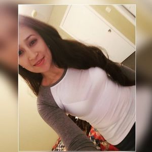 Meet your Posher, Alejandra